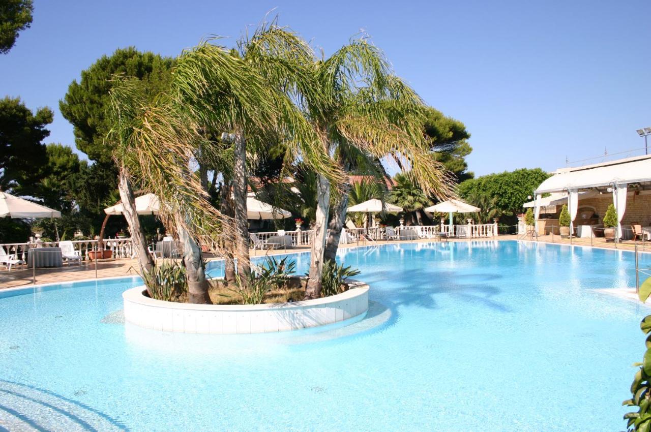 Grand Hotel Palace مارسالا المظهر الخارجي الصورة The pool at the hotel